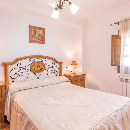 8 Bedroom Lovely Home In Iznájar Εξωτερικό φωτογραφία