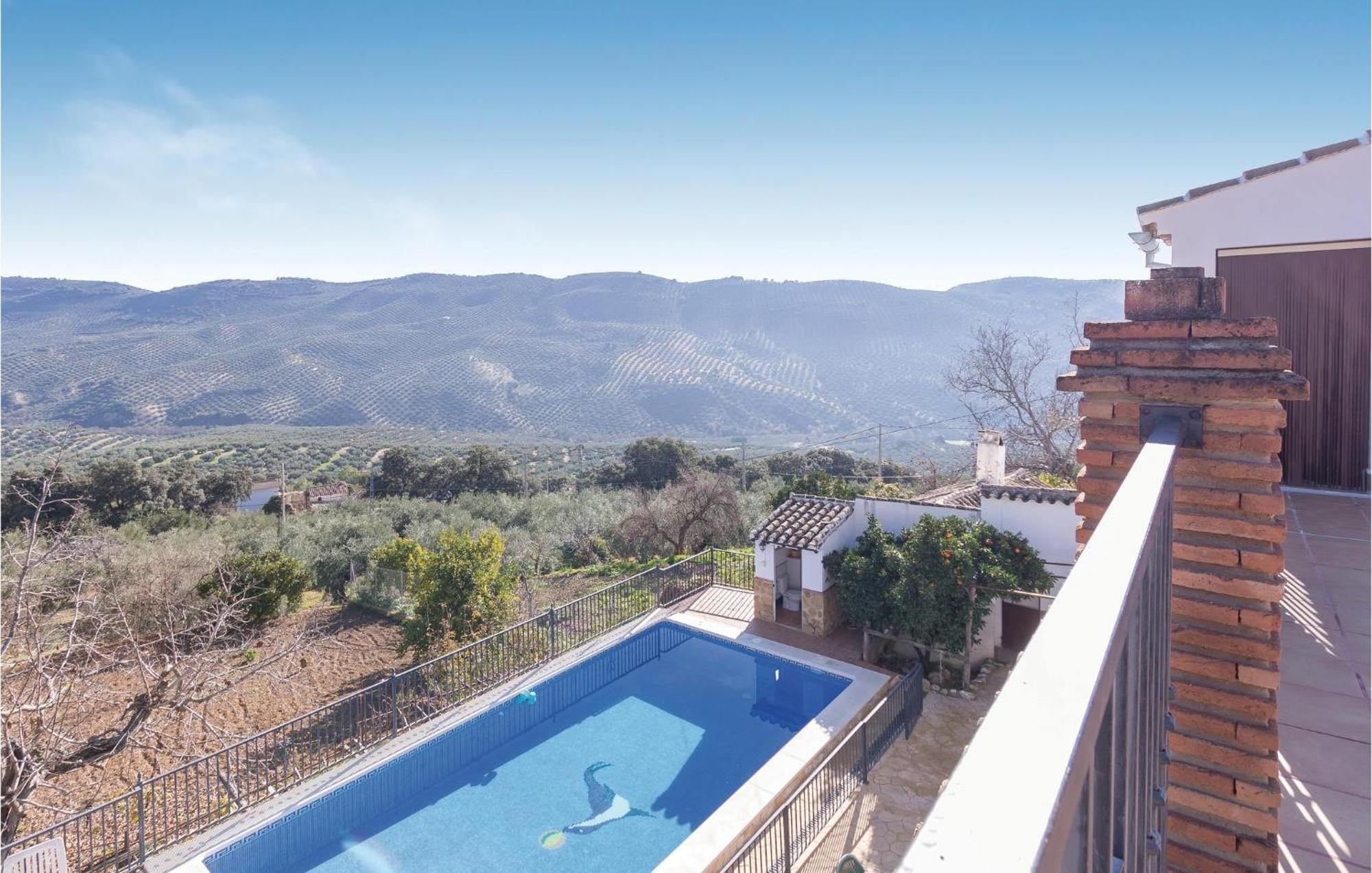 8 Bedroom Lovely Home In Iznájar Εξωτερικό φωτογραφία